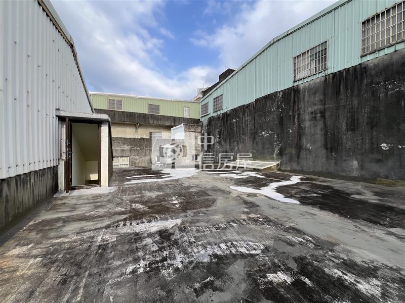 龜山后街商圈旁整新透天-1房屋室內格局與周邊環境