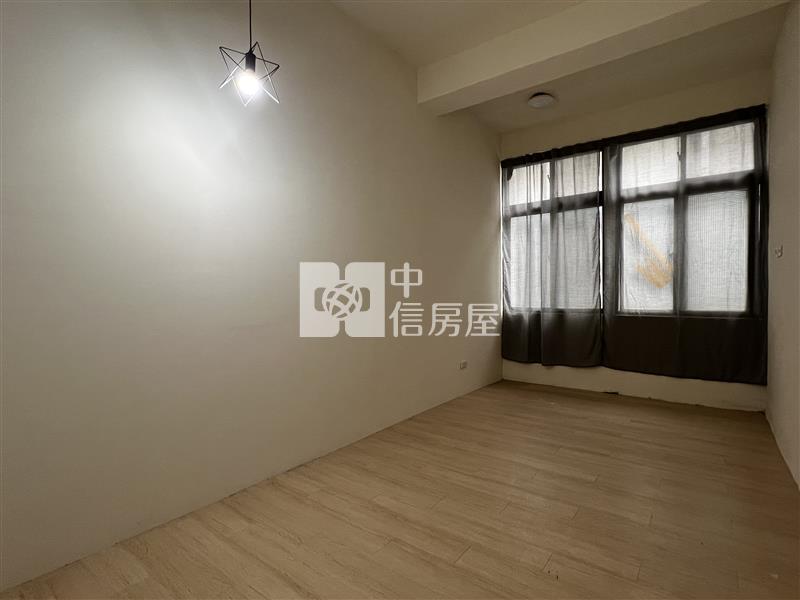 龜山后街商圈旁整新透天-1房屋室內格局與周邊環境