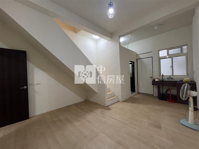 龜山后街商圈旁整新透天-1房屋室內格局與周邊環境
