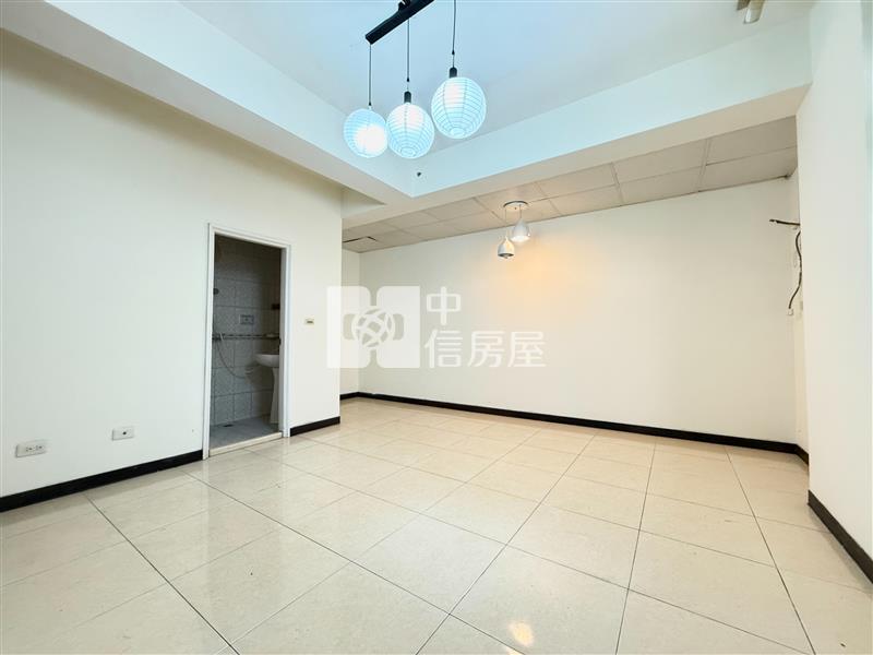 葳格高中大爺當家大地坪雙車豪墅房屋室內格局與周邊環境