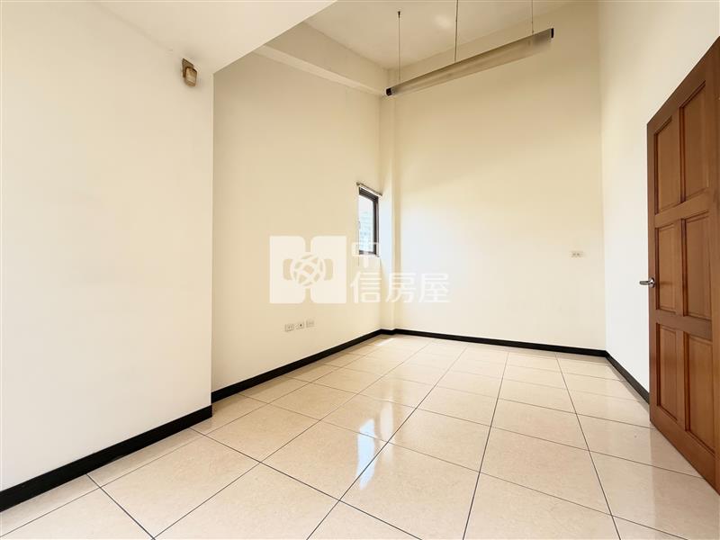 葳格高中大爺當家大地坪雙車豪墅房屋室內格局與周邊環境