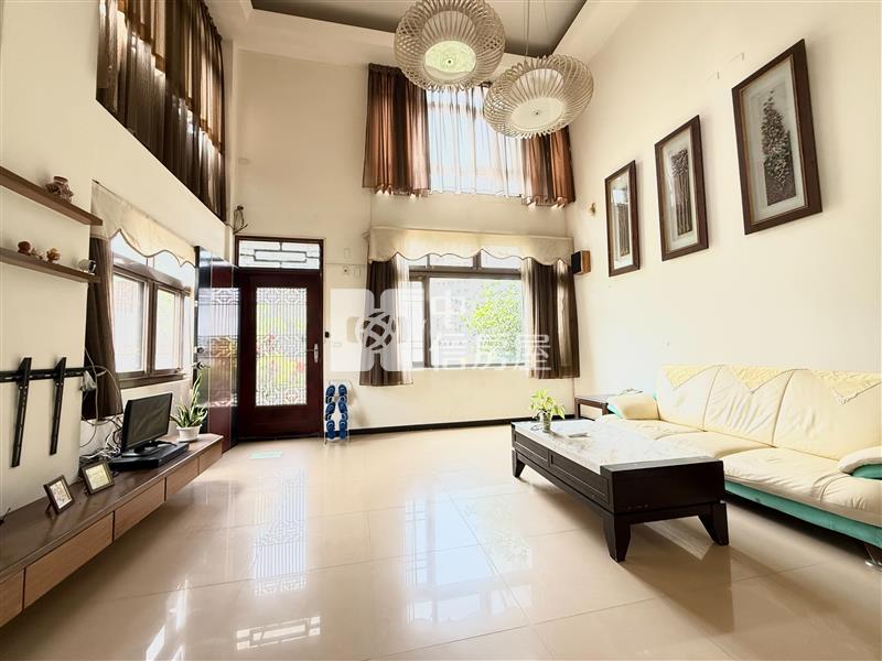 葳格高中大爺當家大地坪雙車豪墅房屋室內格局與周邊環境