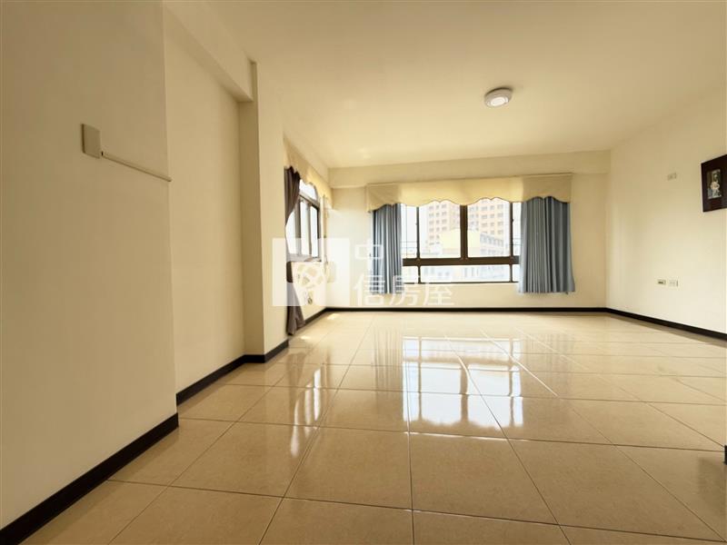 葳格高中大爺當家大地坪雙車豪墅房屋室內格局與周邊環境