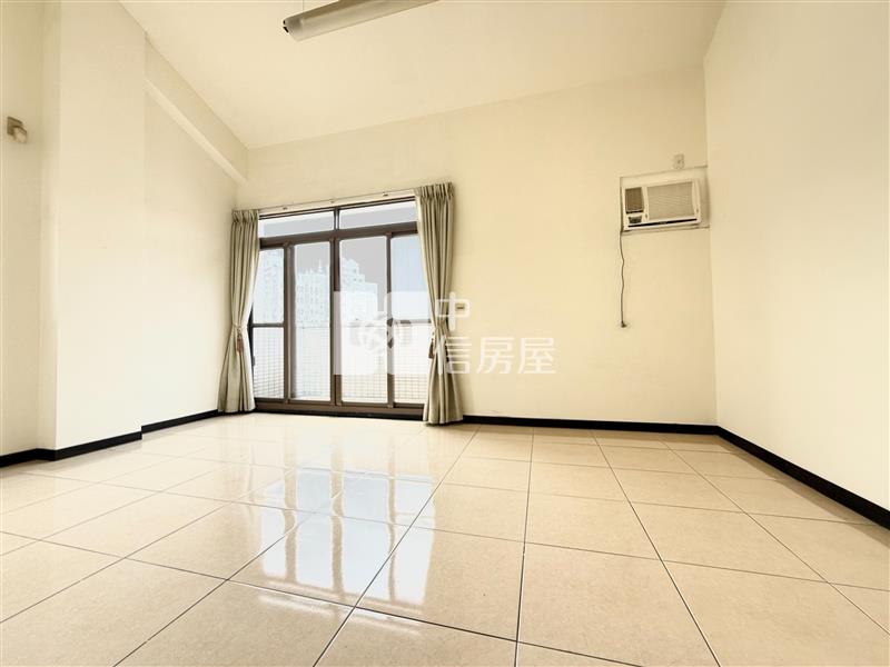 葳格高中大爺當家大地坪雙車豪墅房屋室內格局與周邊環境