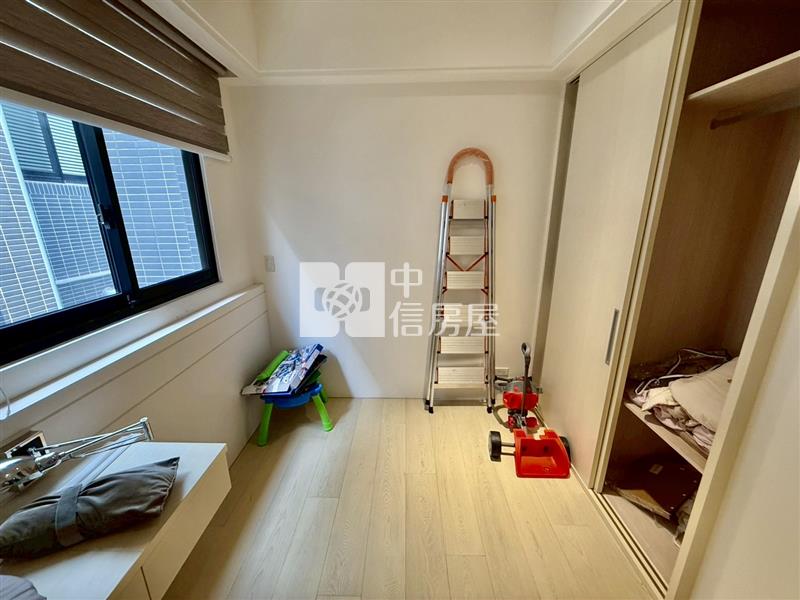 單元二樹禾院臨路雙車電梯豪墅房屋室內格局與周邊環境