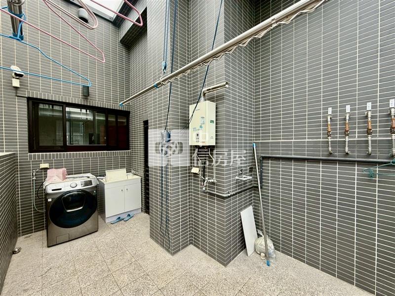 單元二樹禾院臨路雙車電梯豪墅房屋室內格局與周邊環境