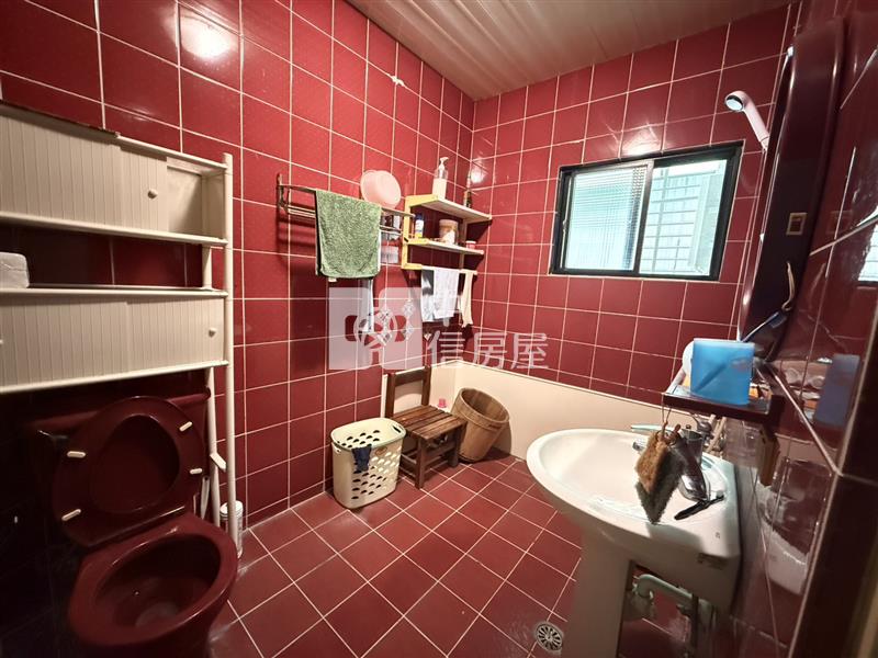 信義國小旁漂亮3房公寓房屋室內格局與周邊環境