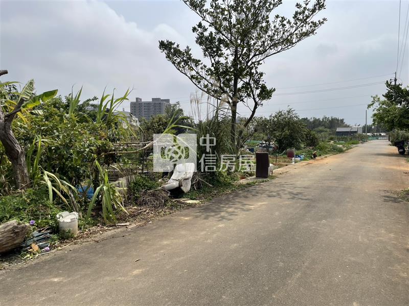 近體育園區都計內農地房屋室內格局與周邊環境