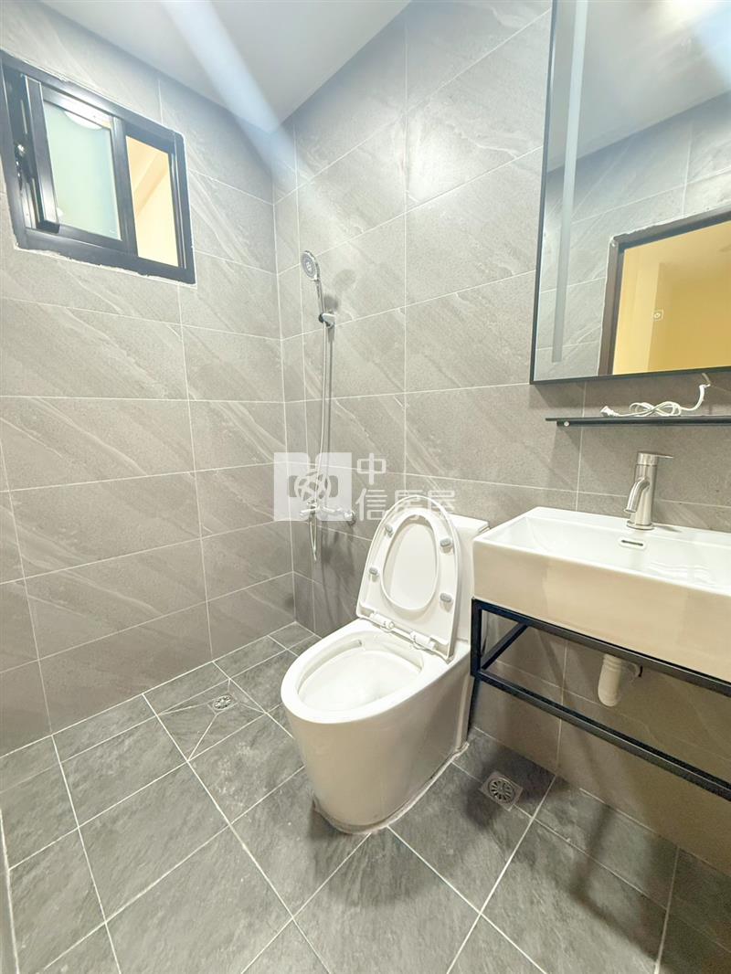 楊梅高榮國小翻新透天房屋室內格局與周邊環境