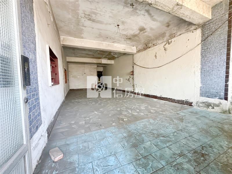 龍潭804旁黃金透天大地坪店面(需整理)房屋室內格局與周邊環境