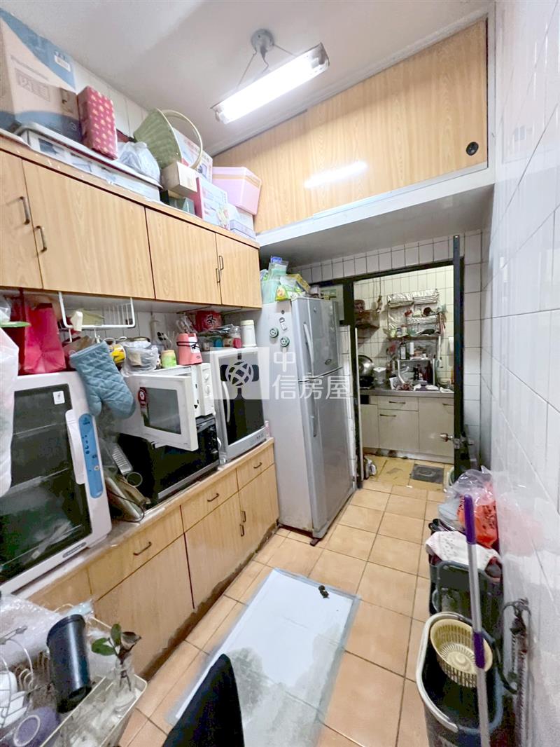 豐原中正公園旁孝親房透天房屋室內格局與周邊環境