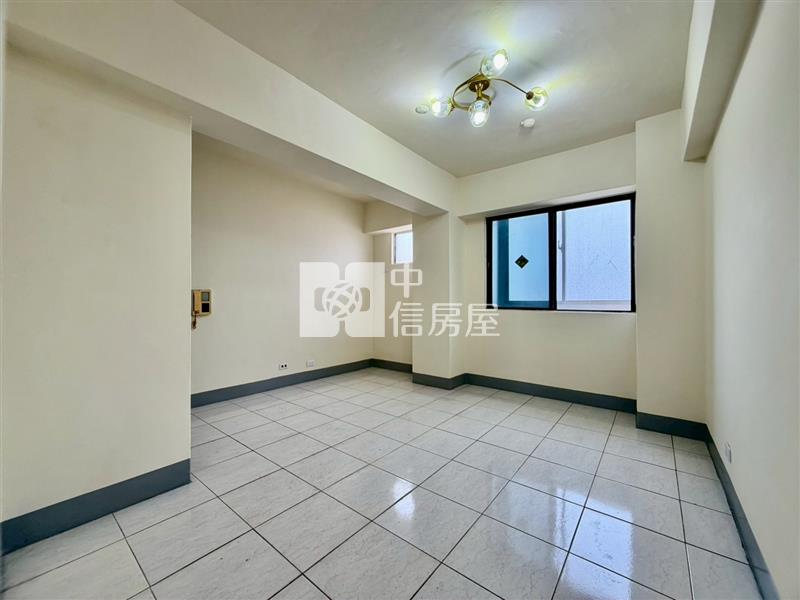 鑫聖中信-華勛國小電梯3房房屋室內格局與周邊環境