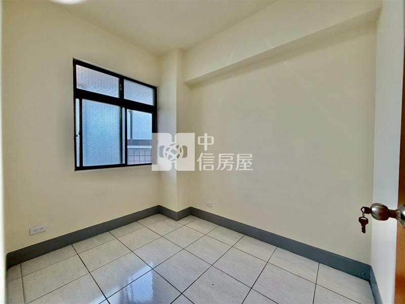 鑫聖中信-華勛國小電梯3房房屋室內格局與周邊環境