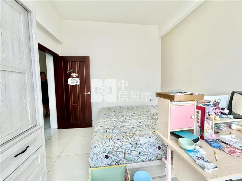 (專)海東國小朝南3年車墅房屋室內格局與周邊環境