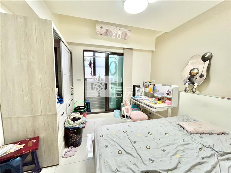 (專)海東國小朝南3年車墅房屋室內格局與周邊環境