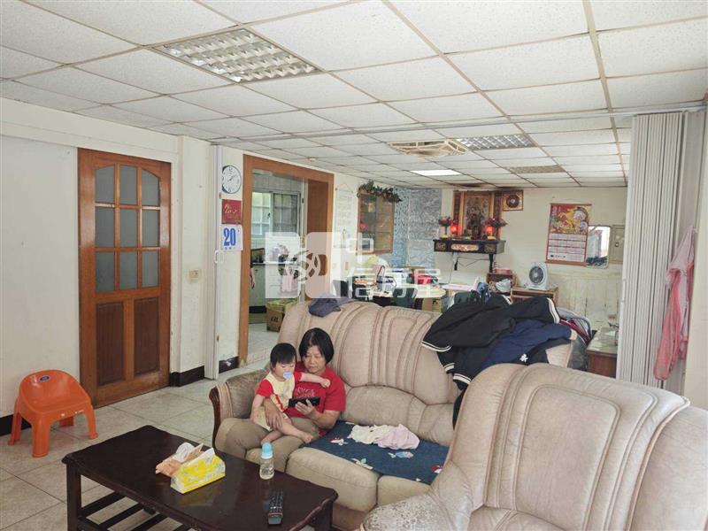 南勢稀有獨棟超大面透天房屋室內格局與周邊環境