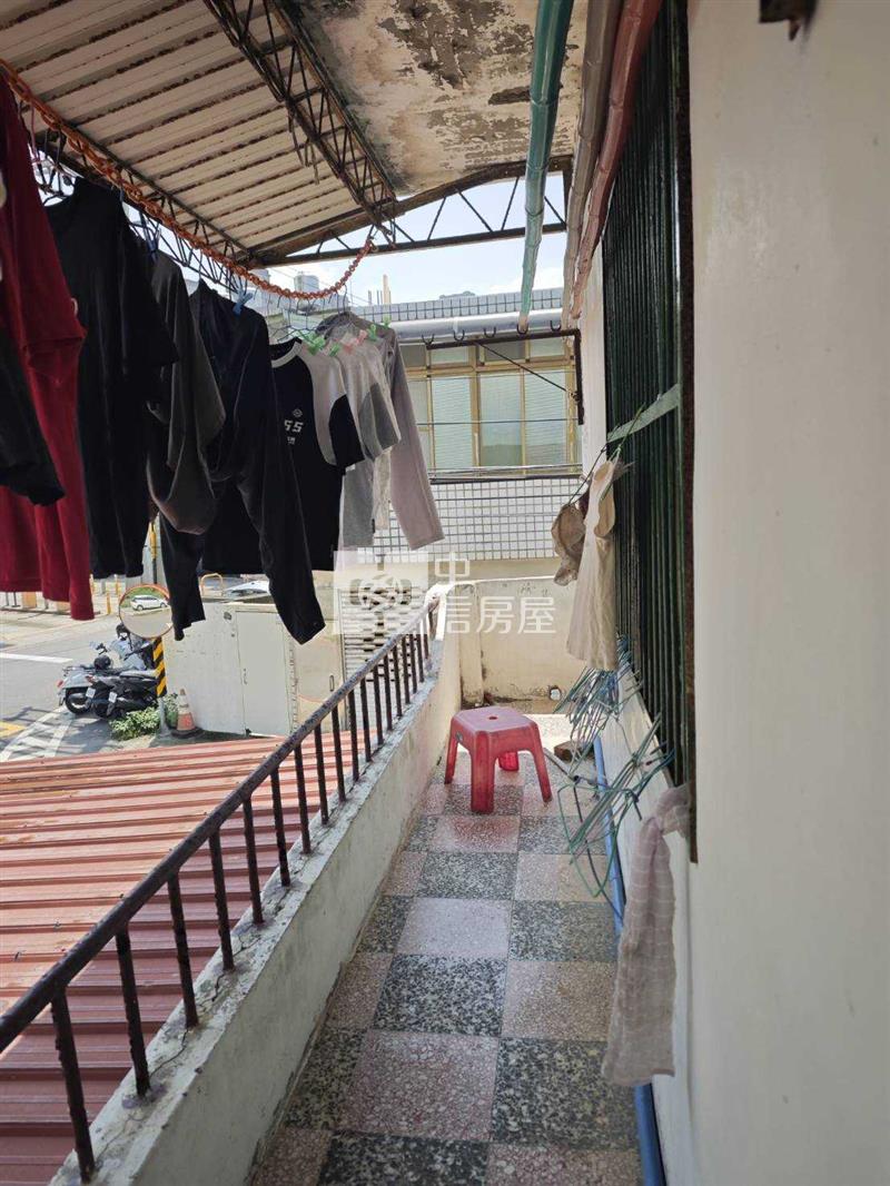 南勢稀有獨棟超大面透天房屋室內格局與周邊環境