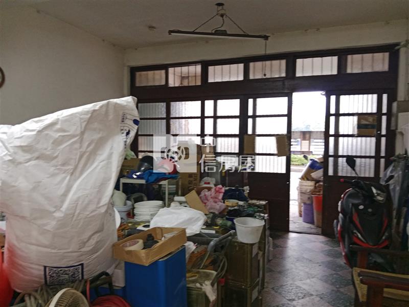 文化國小店住兩用透天房屋室內格局與周邊環境