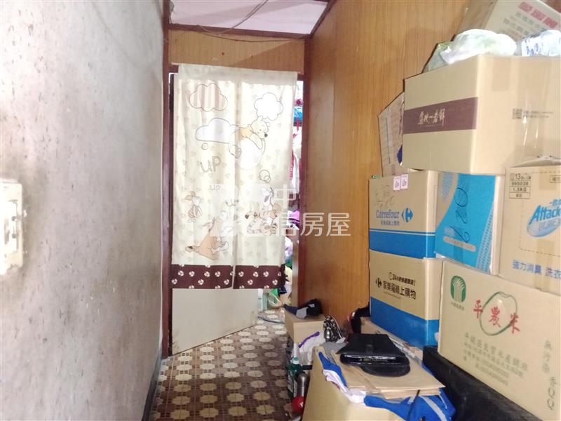 文化國小店住兩用透天房屋室內格局與周邊環境