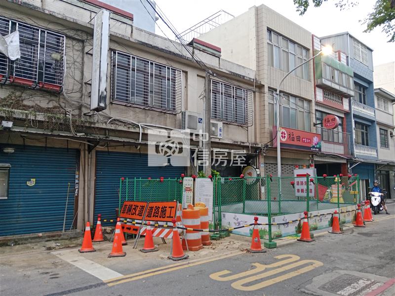 文化國小店住兩用透天房屋室內格局與周邊環境