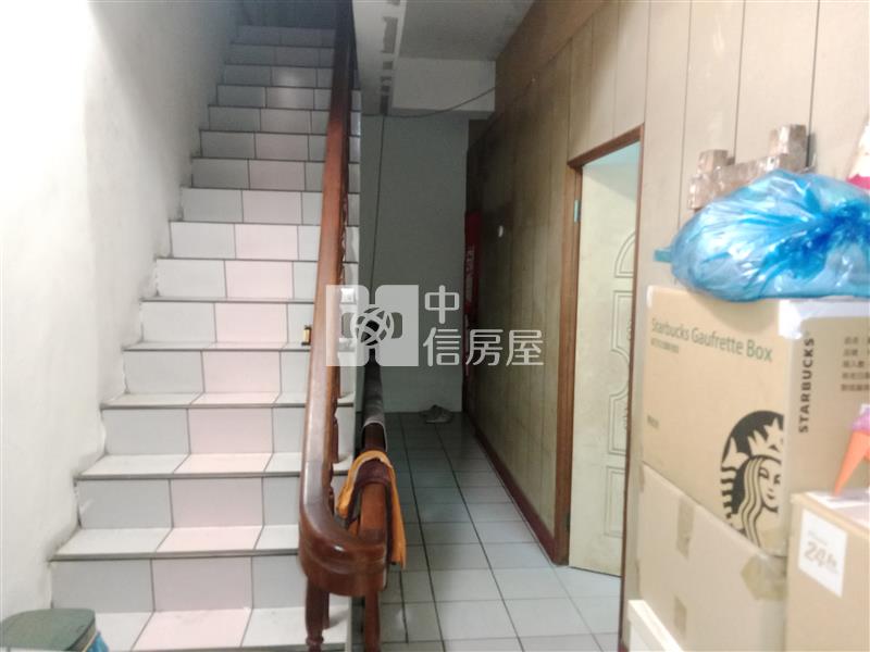 文化國小店住兩用透天房屋室內格局與周邊環境