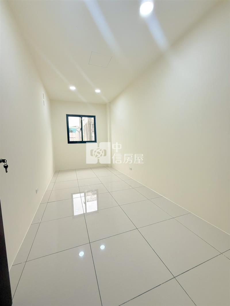 楊梅高榮國小整新美透天房屋室內格局與周邊環境