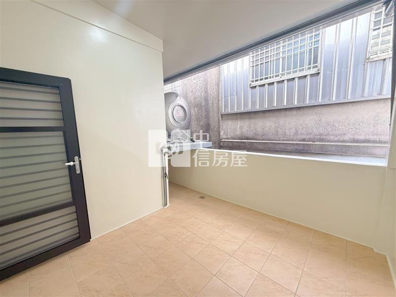 楊梅高榮國小整新美透天房屋室內格局與周邊環境