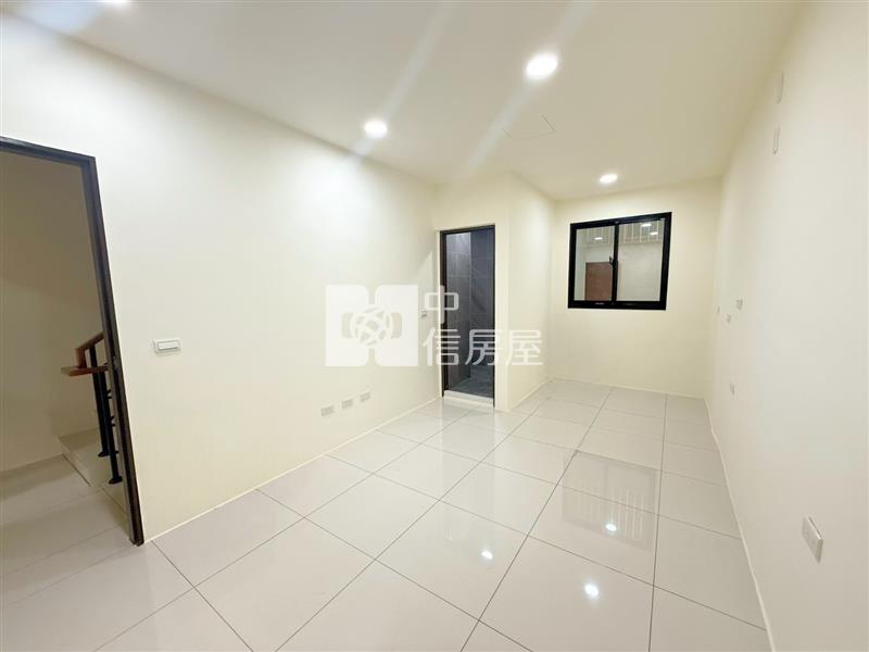 楊梅高榮國小整新美透天房屋室內格局與周邊環境