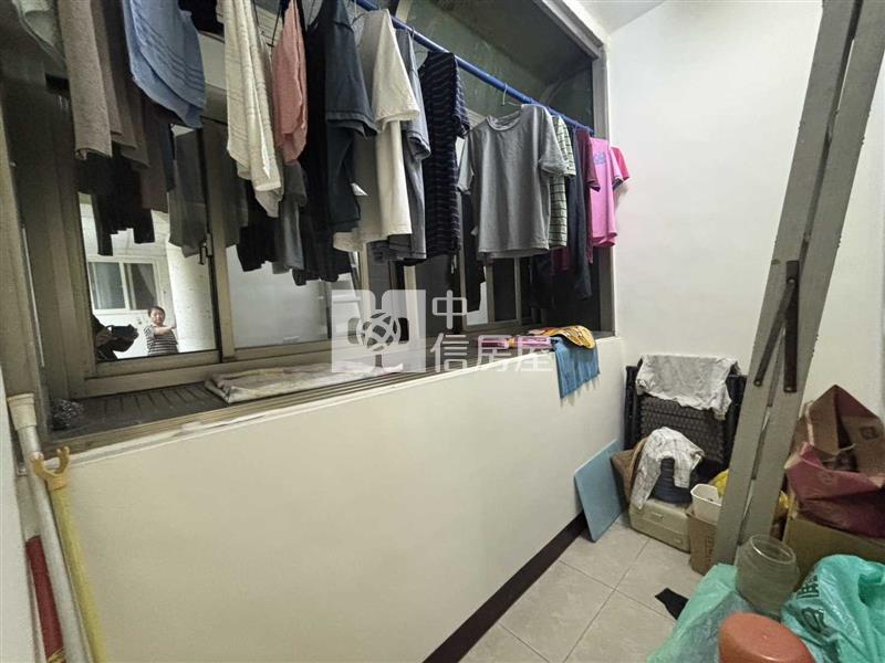 正金陵路透天店住房屋室內格局與周邊環境