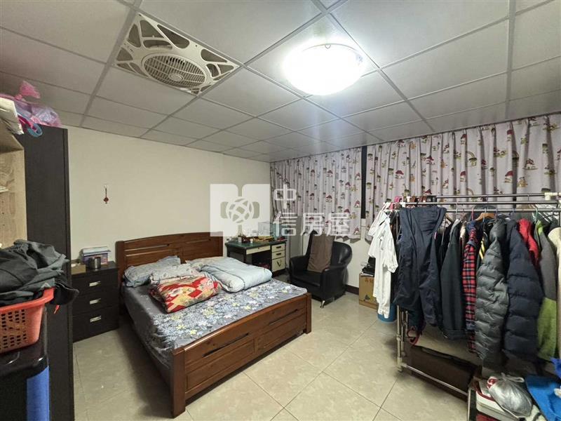 正金陵路透天店住房屋室內格局與周邊環境