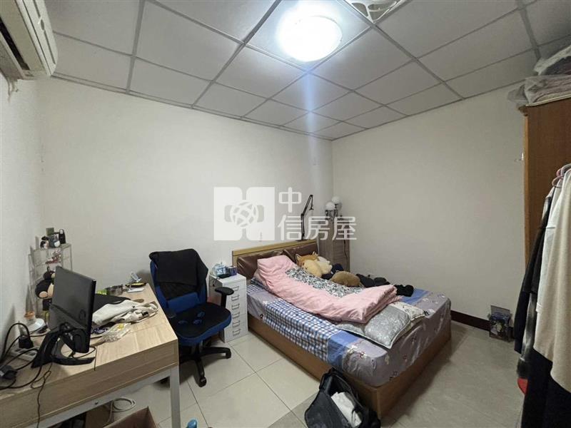 正金陵路透天店住房屋室內格局與周邊環境