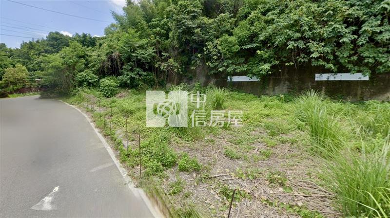 豐原富陽路旁都計內農建地房屋室內格局與周邊環境