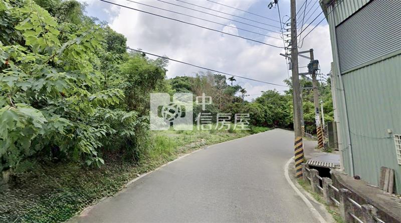 豐原富陽路旁都計內農建地房屋室內格局與周邊環境