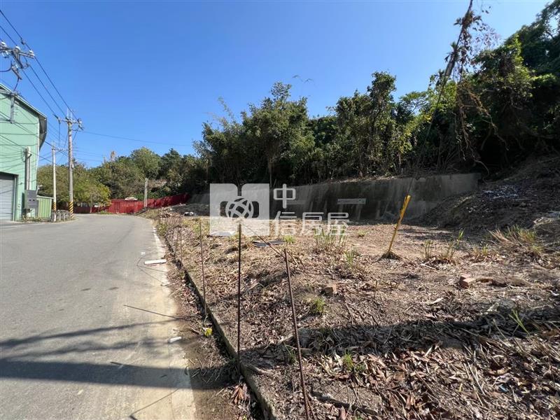 豐原富陽路旁都計內農建地房屋室內格局與周邊環境