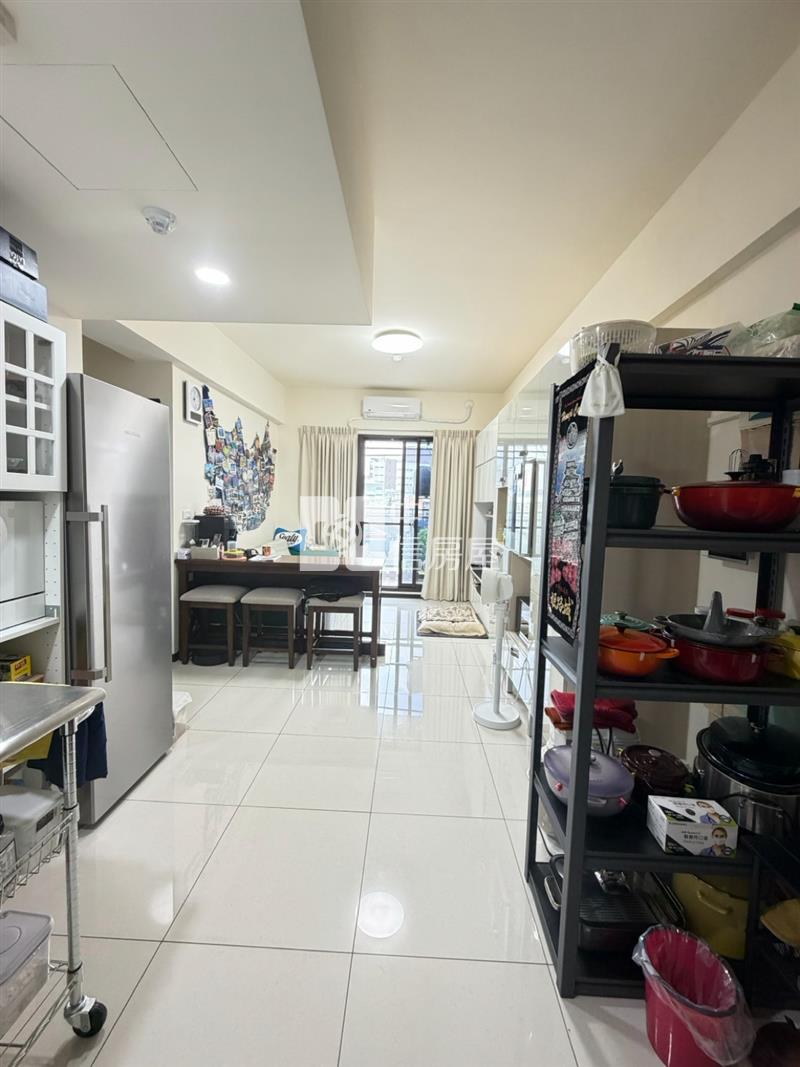 中豐路-稀有絕版輕屋齡2房2衛浴房屋室內格局與周邊環境