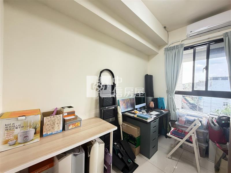 中豐路-稀有絕版輕屋齡2房2衛浴房屋室內格局與周邊環境