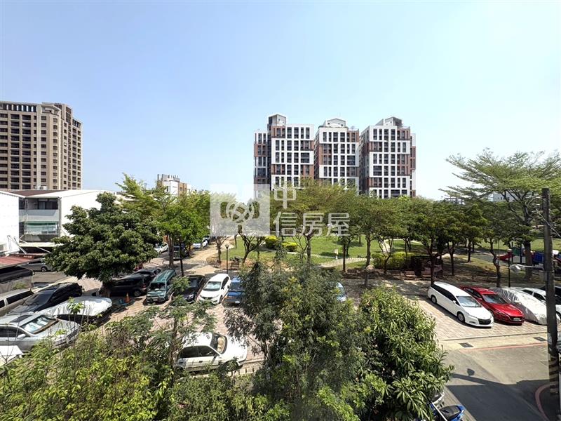 洲際漢神潮春公園邊間大面寬透天房屋室內格局與周邊環境