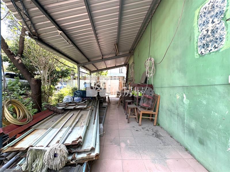 洲際漢神潮春公園邊間大面寬透天房屋室內格局與周邊環境