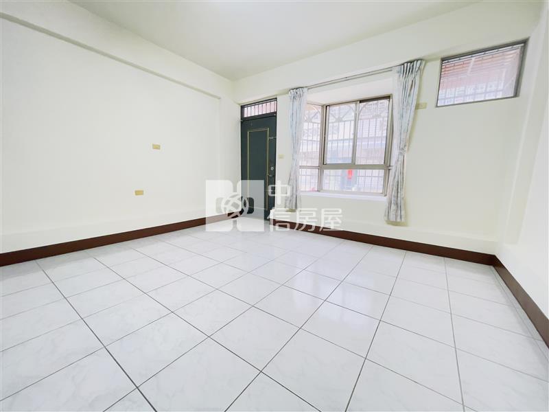 三大工業聚落車庫別墅房屋室內格局與周邊環境