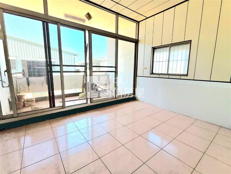 吳鳳科大旁低總價透天房屋室內格局與周邊環境