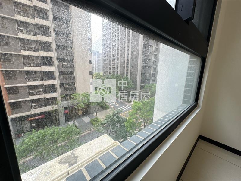 欣時代三房+車位房屋室內格局與周邊環境