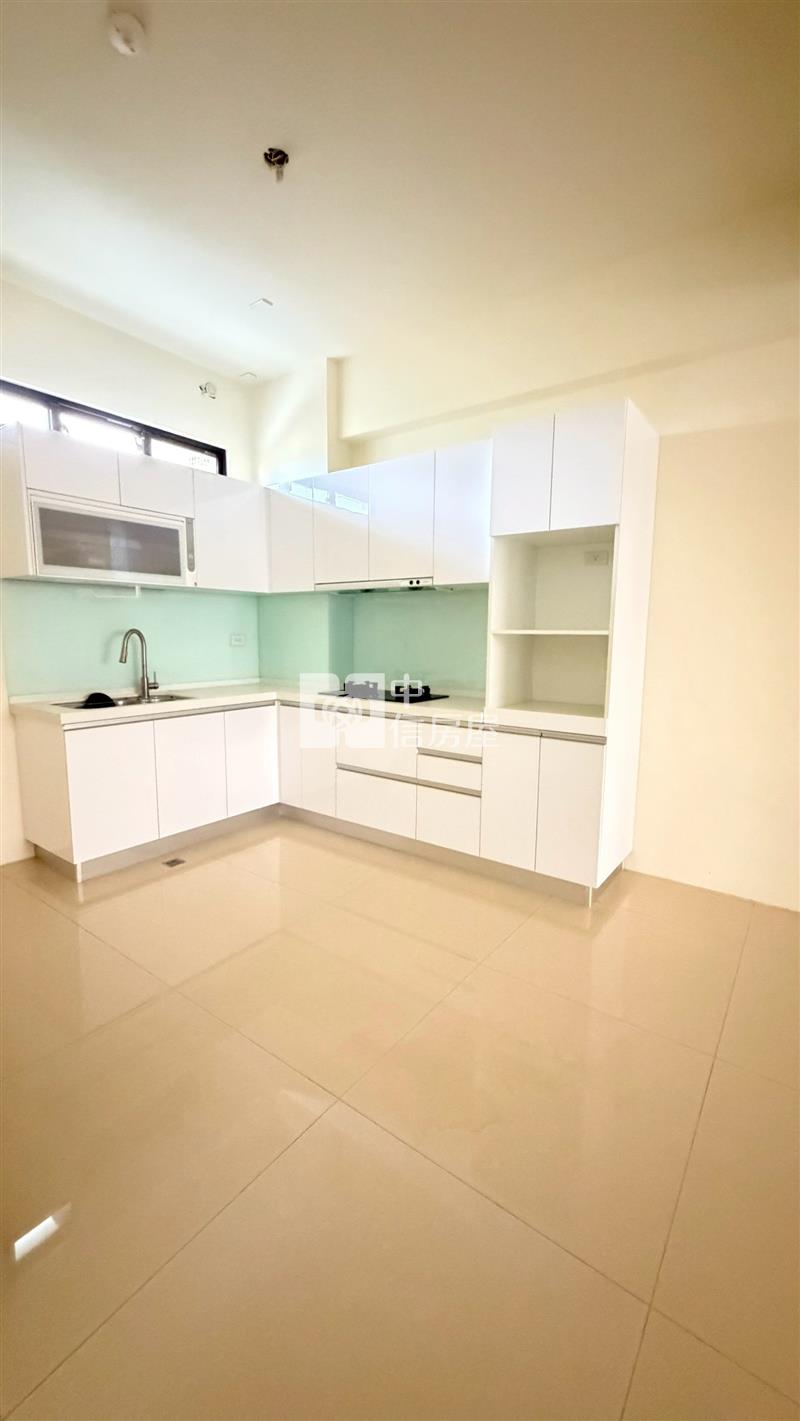 全新雙車電梯別墅房屋室內格局與周邊環境