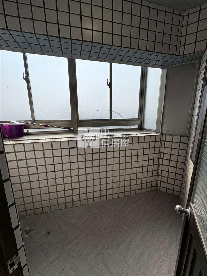 華勛桂花公園機能佳美3房房屋室內格局與周邊環境