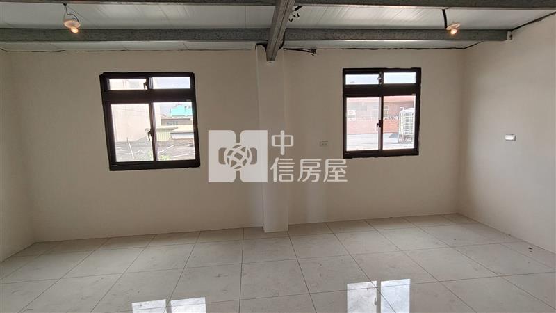 【安家】蘆竹金海街孝親房前停車庫美透天房屋室內格局與周邊環境