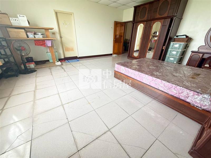 中壢啟文路透天房屋室內格局與周邊環境