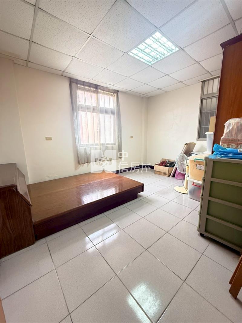 中壢啟文路透天房屋室內格局與周邊環境