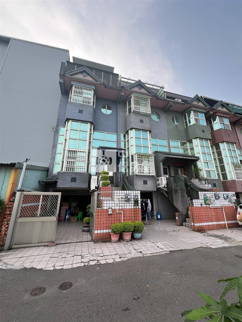 頭份文化商圈美透天房屋室內格局與周邊環境