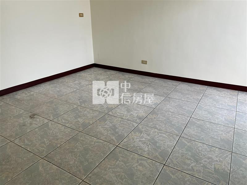 頭份文化商圈美透天房屋室內格局與周邊環境