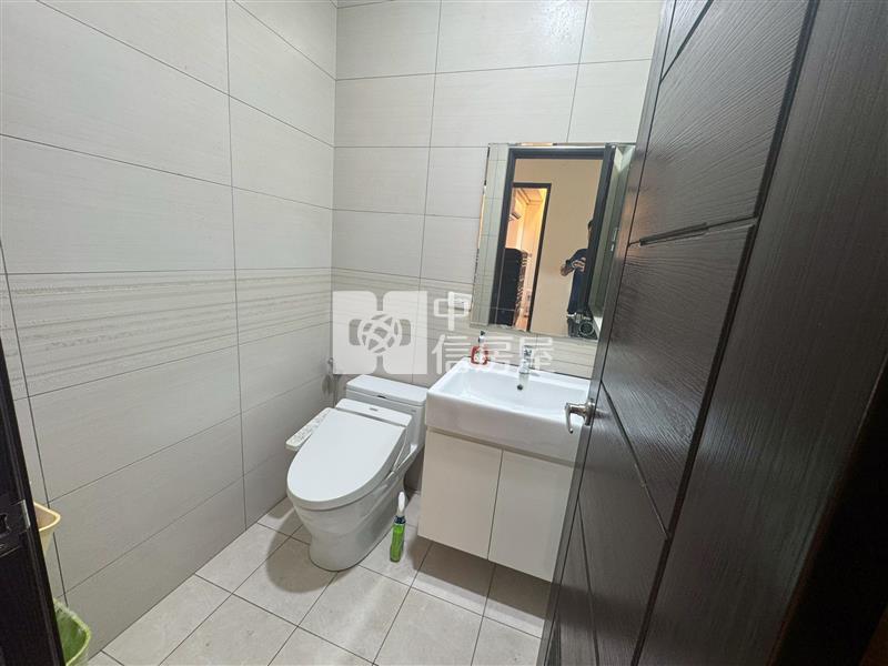 三代同堂大坪數電梯別墅房屋室內格局與周邊環境