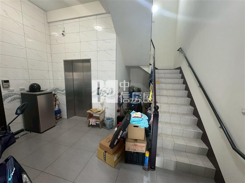 三代同堂大坪數電梯別墅房屋室內格局與周邊環境